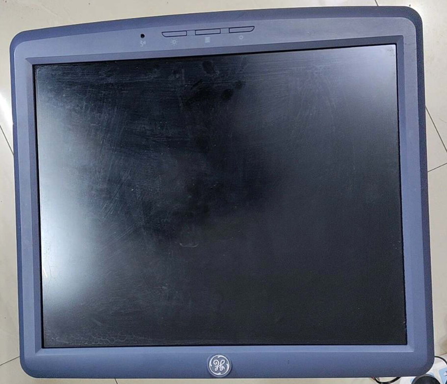 19" LCD/LED USB2.0 HUB AND DARK STEEL BLUE BEZEL MONITOR by GE Healthcare